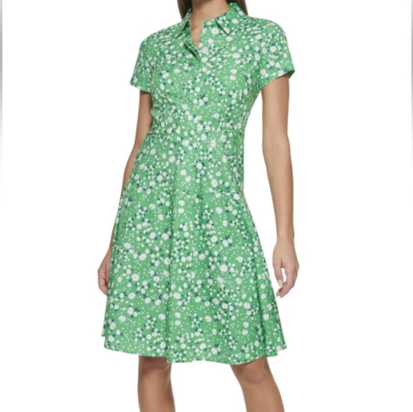 Tommy Hilfiger Dresses & Skirts - 💚 NEW Tommy Hilfiger Windblown Daisy Green Floral Shirt Dress Size 8